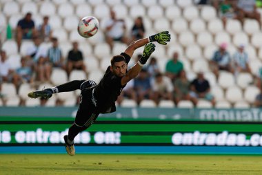 Ander Cantero, Estadio Nuevo Arcangel 'deki Cordoba CF ve Burgos CF takımları arasında LaLiga 2 Hypermotion maçı sırasında görüldü (Maciej Rogowski)