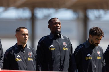 Leonardo Lelo, Duplexe Tchamba, Nuno Moreira Liga Portekiz maçında Estadio Belediyesi Rio Maior 'da Casa Pia AC ve CD Santa Clara takımları arasında görüldü (Maciej Rogowski)