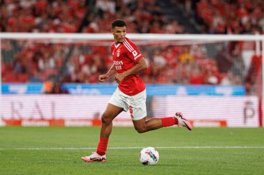 Alexander Bah, Liga Portekiz maçı sırasında Estadio Da Luz 'da SL Benfica ve CF Estrela Amadora takımları arasında görüldü (Maciej Rogowski)