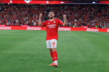 Orkun Kokcu, Liga Portekiz maçında SL Benfica ve CF Estrela Amadora takımları arasında attığı gol sonrasında Estadio Da Luz 'da (Maciej Rogowski)