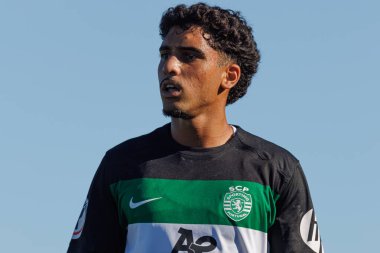 Rayhan Momade, Liga Revelacao maçında Estadio Aurelio Pereira 'da Sporting CP ve SL Benfica takımları arasında görüldü.