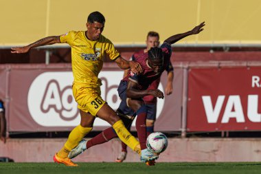 Jefferson Maciel, Vando Felix Liga Portekiz 2 maçında SCU Torreense ve Portimonense SC takımları arasında görüldü (Maciej Rogowski)
