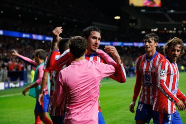 Atletico takımı, Atletico de Madrid ve Red Bull Leipzig (Maciej Rogowski) takımları arasında oynanan UEFA Şampiyonlar Ligi maçında attığı gol sonrasında Jose Maria Gimenez ile kutlama yaparken görüldü.)