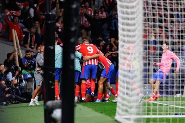 Atletico takımı, Atletico de Madrid ve Red Bull Leipzig (Maciej Rogowski) takımları arasında oynanan UEFA Şampiyonlar Ligi maçında attığı gol sonrasında Jose Maria Gimenez ile kutlama yaparken görüldü.)