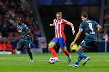 Conor Gallagher UEFA Şampiyonlar Ligi maçında Atletico de Madrid ve Red Bull Leipzig (Maciej Rogowski) takımları arasında görüldü.)