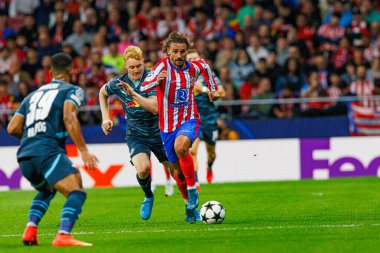Nicolas Seiwald, Antoine Griezmann UEFA Şampiyonlar Ligi maçında Atletico de Madrid ve Red Bull Leipzig (Maciej Rogowski) takımları arasında görüldü.)
