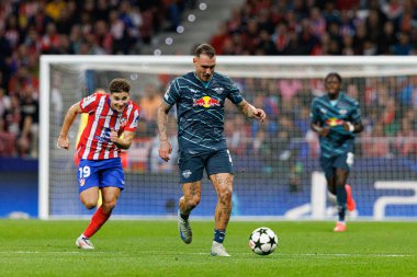 Julian Alvarez, Willi Orban UEFA Şampiyonlar Ligi maçında Atletico de Madrid ve Red Bull Leipzig (Maciej Rogowski) takımları arasında görüldü.)