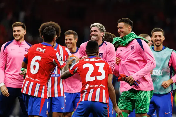 Atletico takımı UEFA Şampiyonlar Ligi maçında Atletico de Madrid ve Red Bull Leipzig (Maciej Rogowski)