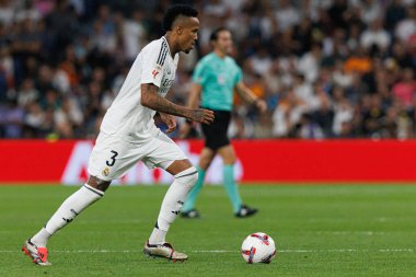 Eder Militao, Real Madrid FC ve RCD Espanyol de Barcelona takımları arasında Estadio Santiago Bernabeu (Maciej Rogowski)