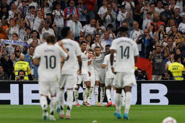 Vinicius Junior, Kylian Mbappe, Real Madrid FC ve RCD Espanyol de Barcelona takımlarının Estadio Santiago Bernabeu (Maciej Rogowski)