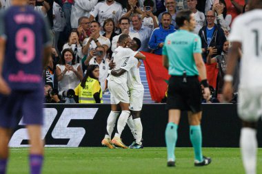 Vinicius Junior, Kylian Mbappe, Real Madrid FC ve RCD Espanyol de Barcelona takımlarının Estadio Santiago Bernabeu (Maciej Rogowski)