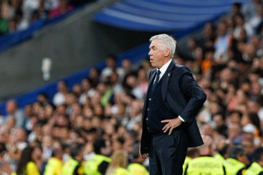 Carlo Ancelotti, Real Madrid FC ve RCD Espanyol de Barcelona takımları arasında Estadio Santiago Bernabeu (Maciej Rogowski)