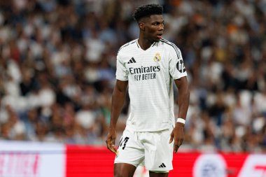Aurelien Tchouameni, Estadio Santiago Bernabeu 'da Real Madrid FC ve RCD Espanyol de Barcelona takımları arasında oynanan EA SPORTS maçı sırasında görüldü (Maciej Rogowski)