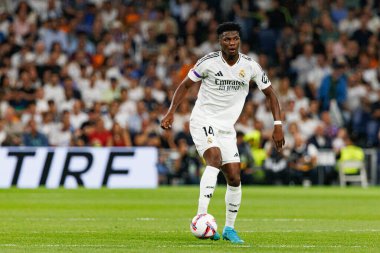 Aurelien Tchouameni, Estadio Santiago Bernabeu 'da Real Madrid FC ve RCD Espanyol de Barcelona takımları arasında oynanan EA SPORTS maçı sırasında görüldü (Maciej Rogowski)