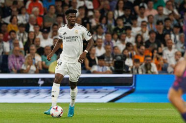 Aurelien Tchouameni, Estadio Santiago Bernabeu 'da Real Madrid FC ve RCD Espanyol de Barcelona takımları arasında oynanan EA SPORTS maçı sırasında görüldü (Maciej Rogowski)