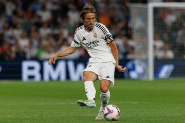 Luka Modriç, Real Madrid FC ve RCD Espanyol de Barcelona takımları arasında Estadio Santiago Bernabeu (Maciej Rogowski)