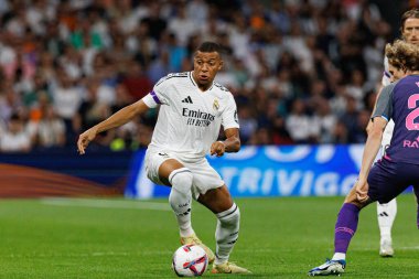 Estadio Santiago Bernabeu 'da Real Madrid FC ve RCD Espanyol de Barcelona takımları arasında oynanan LaLiga EA SPORTS maçı sırasında Kylian Mbappe görüldü (Maciej Rogowski)