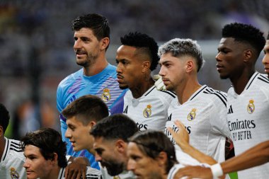 Real Madrid 'in oyuncuları, Real Madrid FC ve RCD Espanyol de Barcelona takımları arasında Estadio Santiago Bernabeu (Maciej Rogowski)