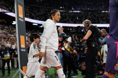Luka Modriç, Real Madrid FC ve RCD Espanyol de Barcelona takımları arasında Estadio Santiago Bernabeu (Maciej Rogowski)
