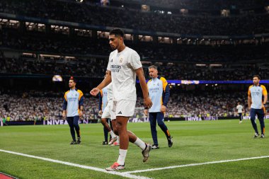 Jude Bellingham, Real Madrid FC ve RCD Espanyol de Barcelona takımları arasında Estadio Santiago Bernabeu (Maciej Rogowski)