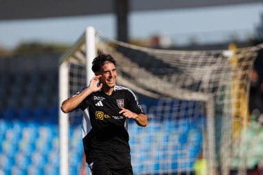 Estadio Municipal Rio Maior 'daki Casa Pia AC ve Moreirense FC takımları arasındaki Liga Portekiz maçında gol attıktan sonra kutlayan Nuno Moreira (Maciej Rogowski))