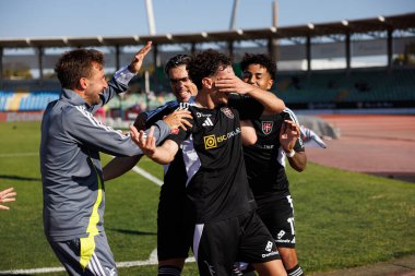 Estadio Municipal Rio Maior 'daki Casa Pia AC ve Moreirense FC takımları arasındaki Liga Portekiz maçında gol attıktan sonra kutlayan Nuno Moreira (Maciej Rogowski))