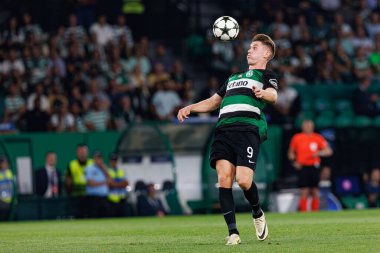 Viktor Gyokeres UEFA Şampiyonlar Ligi maçında, Sporting CP ve LOSC Lille (Maciej Rogowski) takımları arasında görüldü.) 