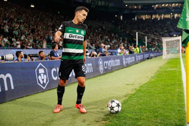Pedro Goncalves, UEFA Şampiyonlar Ligi maçında Sporting CP ve LOSC Lille (Maciej Rogowski) takımları arasında görüldü) 