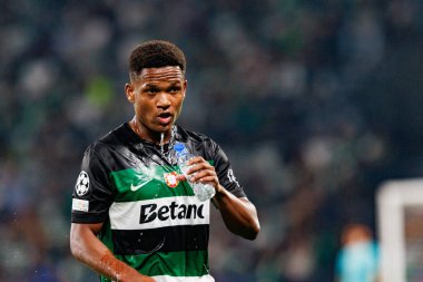 Cin Catamo, UEFA Şampiyonlar Ligi maçında Sporting CP ve LOSC Lille (Maciej Rogowski) takımları arasında görüldü.) 