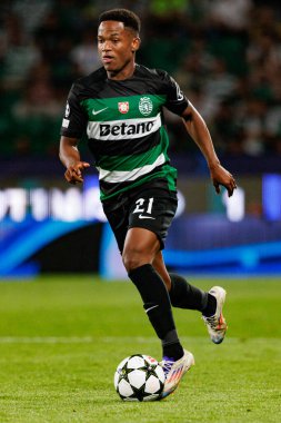 Cin Catamo, UEFA Şampiyonlar Ligi maçında Sporting CP ve LOSC Lille (Maciej Rogowski) takımları arasında görüldü.) 