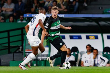 Viktor Gyokeres UEFA Şampiyonlar Ligi maçında, Sporting CP ve LOSC Lille (Maciej Rogowski) takımları arasında görüldü.) 