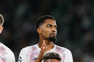 Alexsandro Ribeiro, UEFA Şampiyonlar Ligi maçında Lille ve Lille (Maciej Rogowski) takımları arasında görüldü.) 