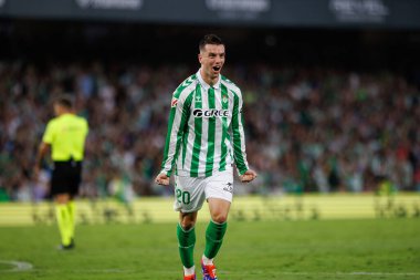 Giovani Lo Celso, Estadio Benito Villamarin 'deki Real Betis Balompie ve Getafe CF takımları arasındaki LaLiga EASPORTS maçında gol attıktan sonra kutluyor (Maciej Rogowski)