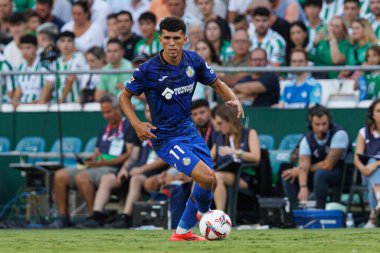 Carles Alena LaLiga EASPORTS maçı sırasında Real Betis Balompie ve Getafe CF takımları arasında Estadio Benito Villamarin 'de (Maciej Rogowski)