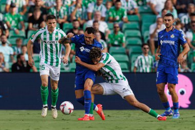 Alex Sola, Ez Abde LaLiga EASPORTS maçı sırasında Real Betis Balompie ve Getafe CF takımları arasında Estadio Benito Villamarin 'de (Maciej Rogowski)