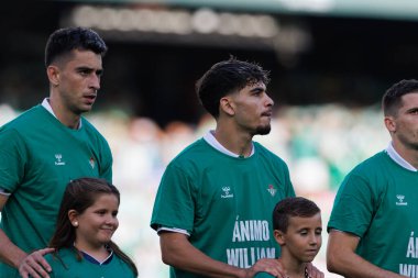 Marc Roca, Abdessamad Ezzalzouli Ez Abde LaLiga EASPORTS maçı sırasında Real Betis Balompie ve Getafe CF takımları arasında Estadio Benito Villamarin 'de (Maciej Rogowski)