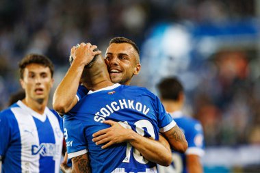 Stoichkov, Estadio Mendizorroza 'da (Maciej Rogowski) Deportivo Alaves ve Sevilla FC takımları arasındaki LaLiga EA SPORTS maçında gol attıktan sonra kutlama yaparken görüldü.)