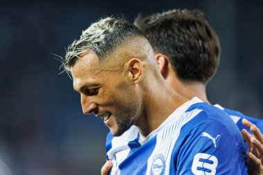 Stoichkov, Estadio Mendizorroza 'da (Maciej Rogowski) Deportivo Alaves ve Sevilla FC takımları arasındaki LaLiga EA SPORTS maçında gol attıktan sonra kutlama yaparken görüldü.)