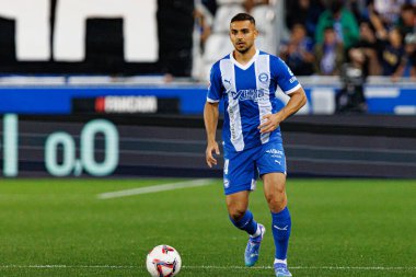 Aleksandar Sedlar, LaLiga EA SPORTS maçı sırasında Estadio Mendizorroza 'da Deportivo Alaves ve Sevilla FC takımları arasında görüldü (Maciej Rogowski)