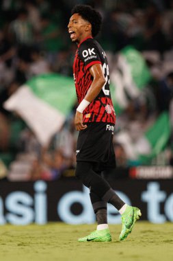 Estadio Benito Villamarin 'de Real Betis Balompie ve RCD Mallorca takımları arasındaki LaLiga EASPORTS maçı sırasında Johan Mojica (Maciej Rogowski)