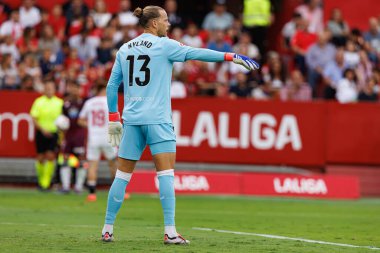Orjan Nyland, LaLiga EA SPORTS maçı sırasında Estadio Ramon Sanchez Pizjuan 'da Sevilla FC ve Real Valladolid takımları arasında görüldü (Maciej Rogowski)