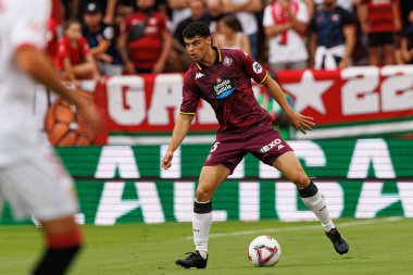 David Torres, LaLiga EA SPORTS maçı sırasında Estadio Ramon Sanchez Pizjuan 'da Sevilla FC ve Real Valladolid takımları arasında görüldü (Maciej Rogowski)