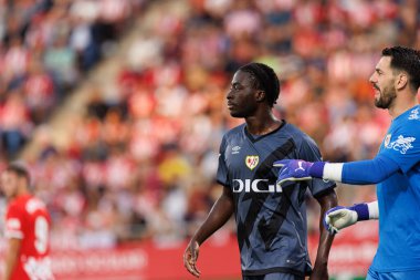 Abdul Mumin, LaLiga EA SPORTS maçı sırasında Girona FC ve Rayo Vallecano takımları arasında Estadi Montilivi 'de görüldü (Maciej Rogowski)
