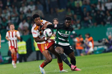 John Mercado, Ousmane Diomande Liga Portekiz maçı sırasında Estadio Jose Alvalade 'deki AVS Futebol SAD (Maciej Rogowski)
