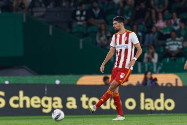 Estadio Jose Alvalade 'de (Maciej Rogowski) Sporting CP ve AVS Futebol SAD takımları arasında oynanan Liga Portekiz maçı sırasında Baptiste Roux)