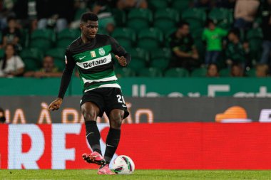 Ousmane Diomande, Liga Portekiz maçı sırasında Estadio Jose Alvalade 'deki Sporting CP ve AVS Futebol SAD takımları arasında oynanmıştır (Maciej Rogowski)