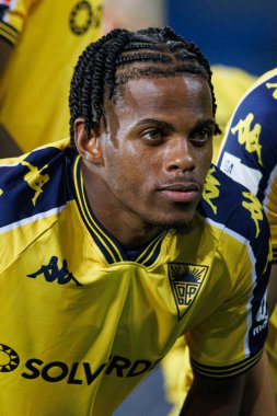 Fabricio Garcia, Liga Portekiz maçı sırasında Estoril Praia ve Sporting CP takımları arasında Estadio Antonio Coimbra da Mota 'da görüldü (Maciej Rogowski)