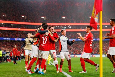 Orkun Kokcu, SL Benfica ve Atletico de Madrid (Maciej Rogowski) takımları arasında oynanan UEFA Şampiyonlar Ligi maçında attığı golü kutlarken görülüyor.)