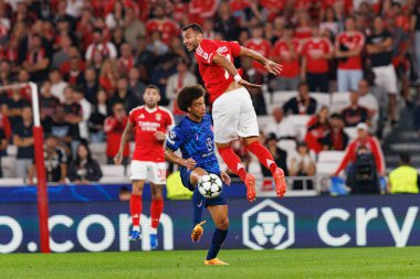 Axel Witsel, Vangelis Pavlidis UEFA Şampiyonlar Ligi maçında SL Benfica ve Atletico de Madrid (Maciej Rogowski) takımları arasında görüldü.)