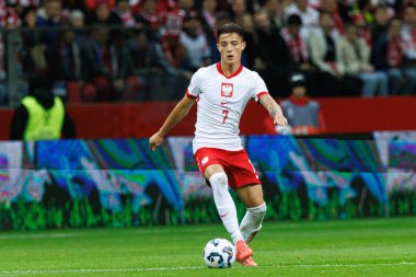 Kacper Urbanski, Polonya ve Hırvatistan milli takımları arasında PGE Narodowy 'de oynanan UEFA Uluslar Ligi maçında görüldü (Maciej Rogowski)